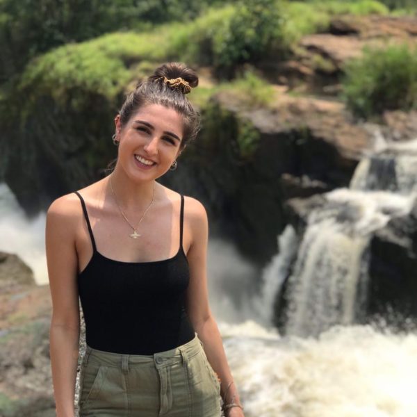 Melika Hedayat Melika Hedayat